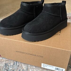 New in Box Matisse Breckenridge booties